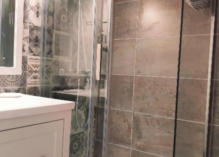 Appt De Charme Close To The With Terrace *